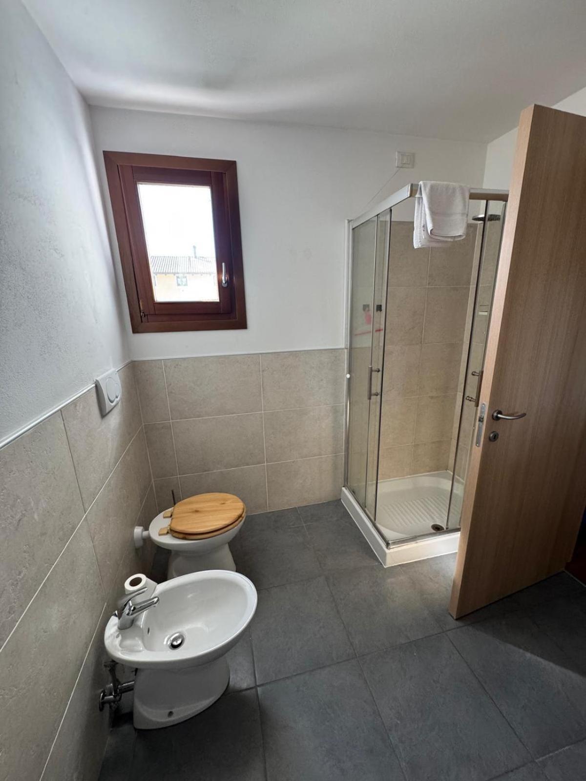 Crossroads Apartment Santa Maria la Longa Bagian luar foto