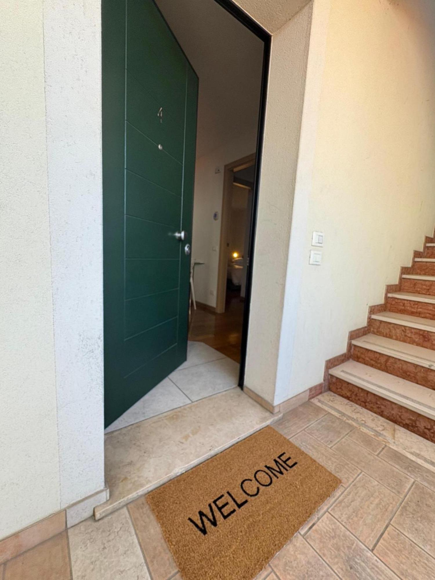 Crossroads Apartment Santa Maria la Longa Bagian luar foto